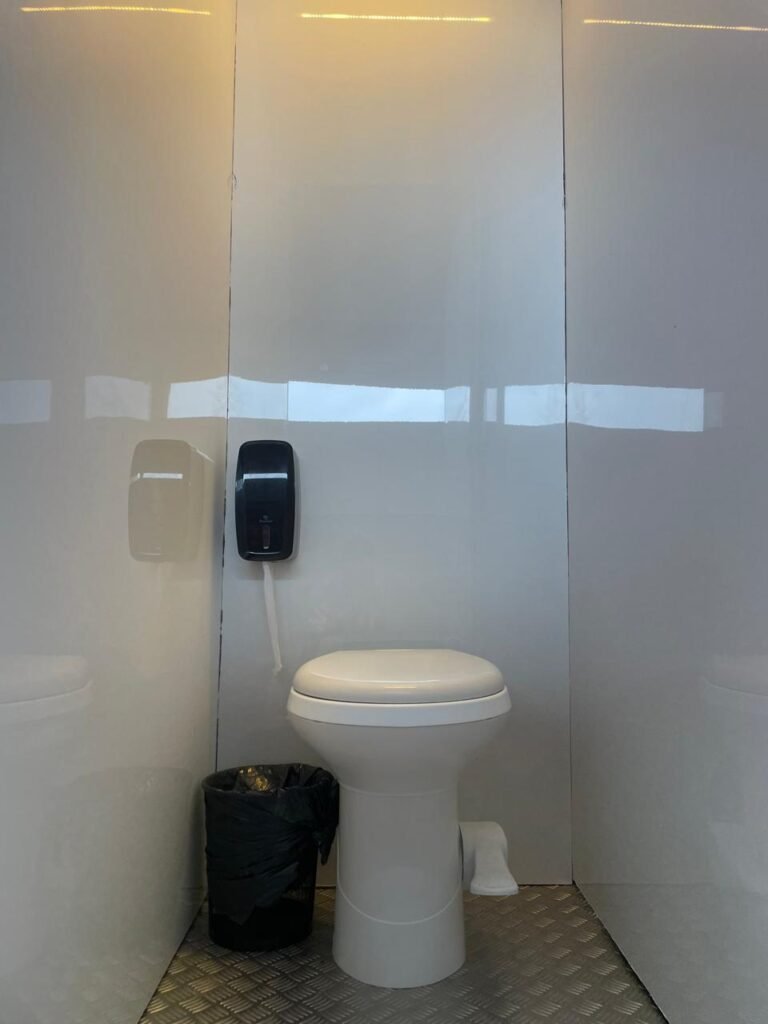 WhatsApp Image 2024-12-30 at 15.37.04 (1)